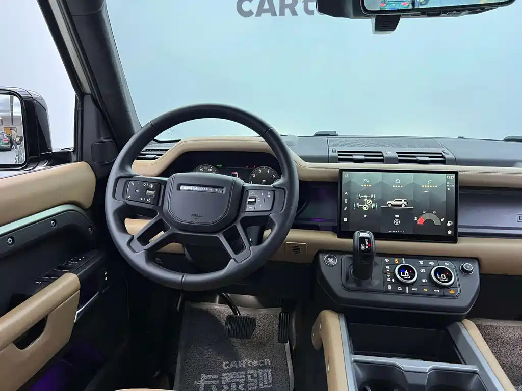 Land Rover Defender 2025 — фото 10