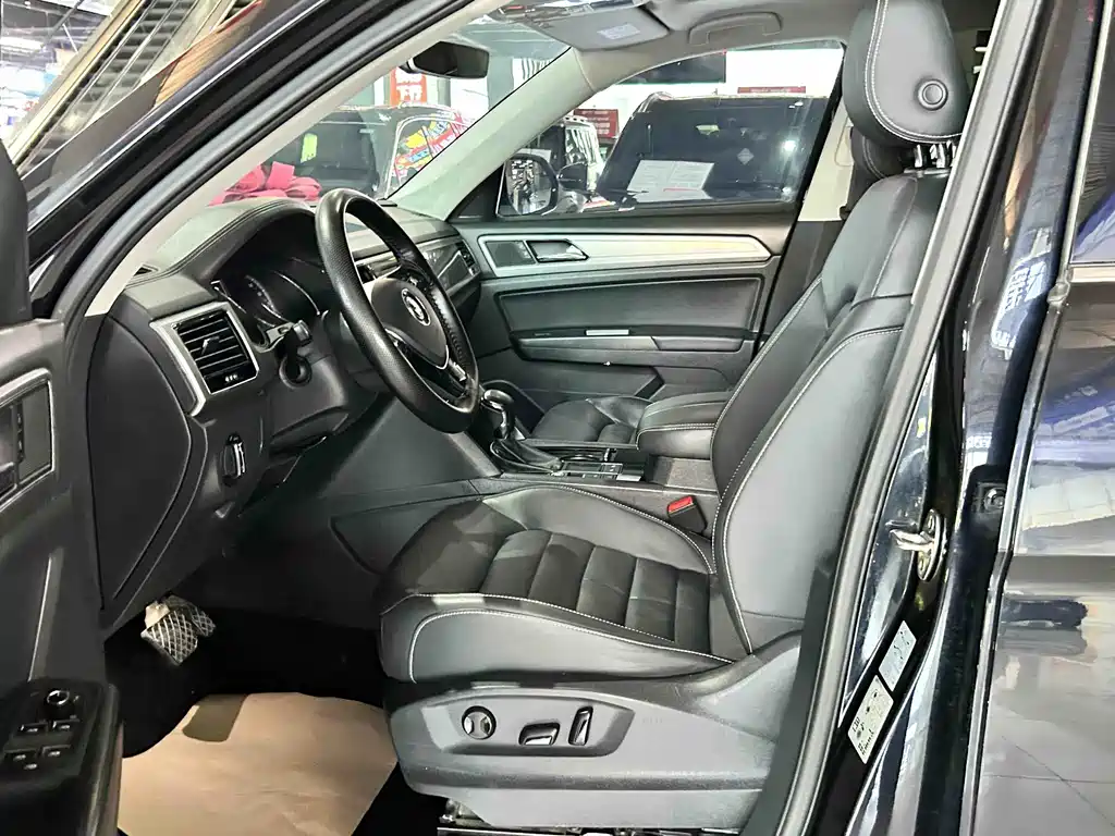 Volkswagen Teramont 2018 — фото 12