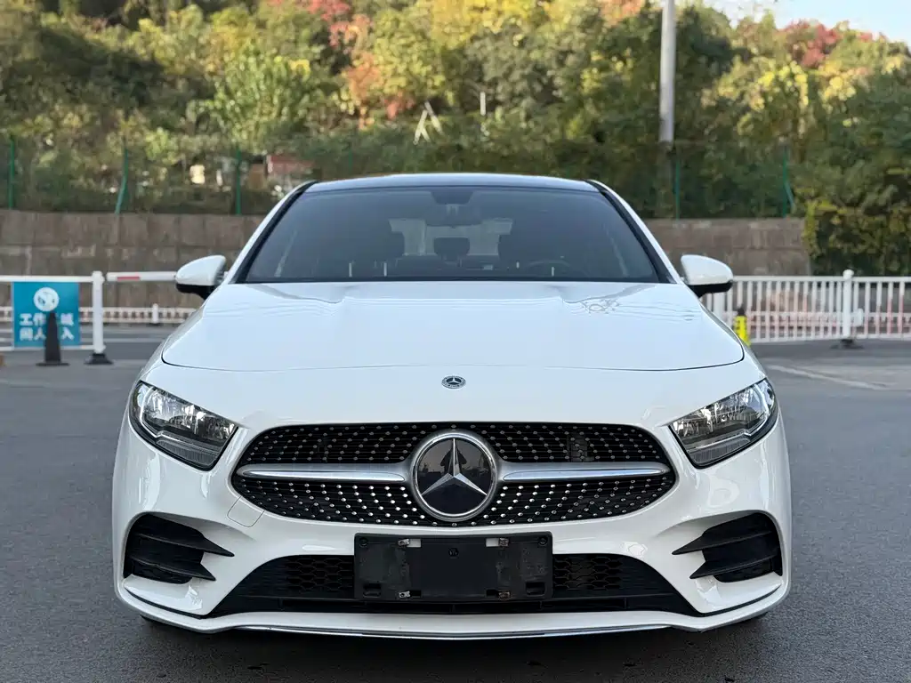 Mercedes-Benz A-Class 2021 — фото 2