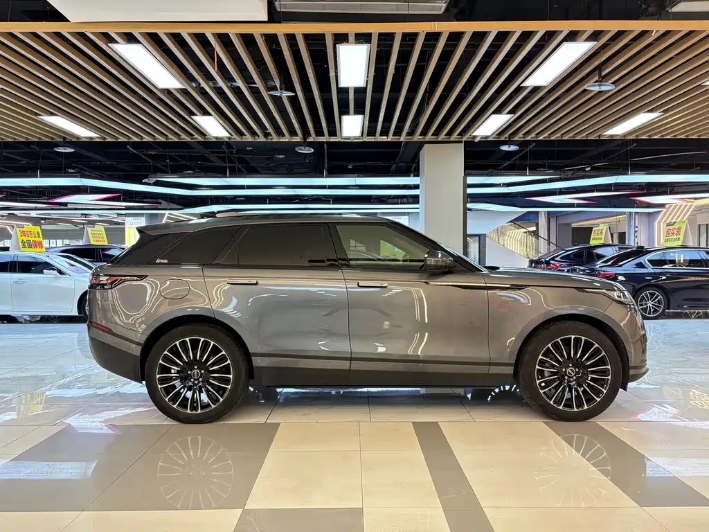 Land Rover Velar 2018 — фото 6
