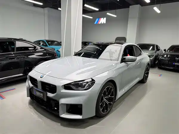 BMW M2 2025