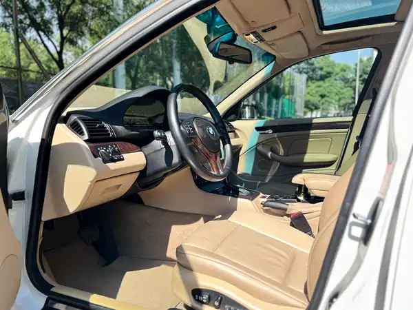 BMW 3 Series 2003