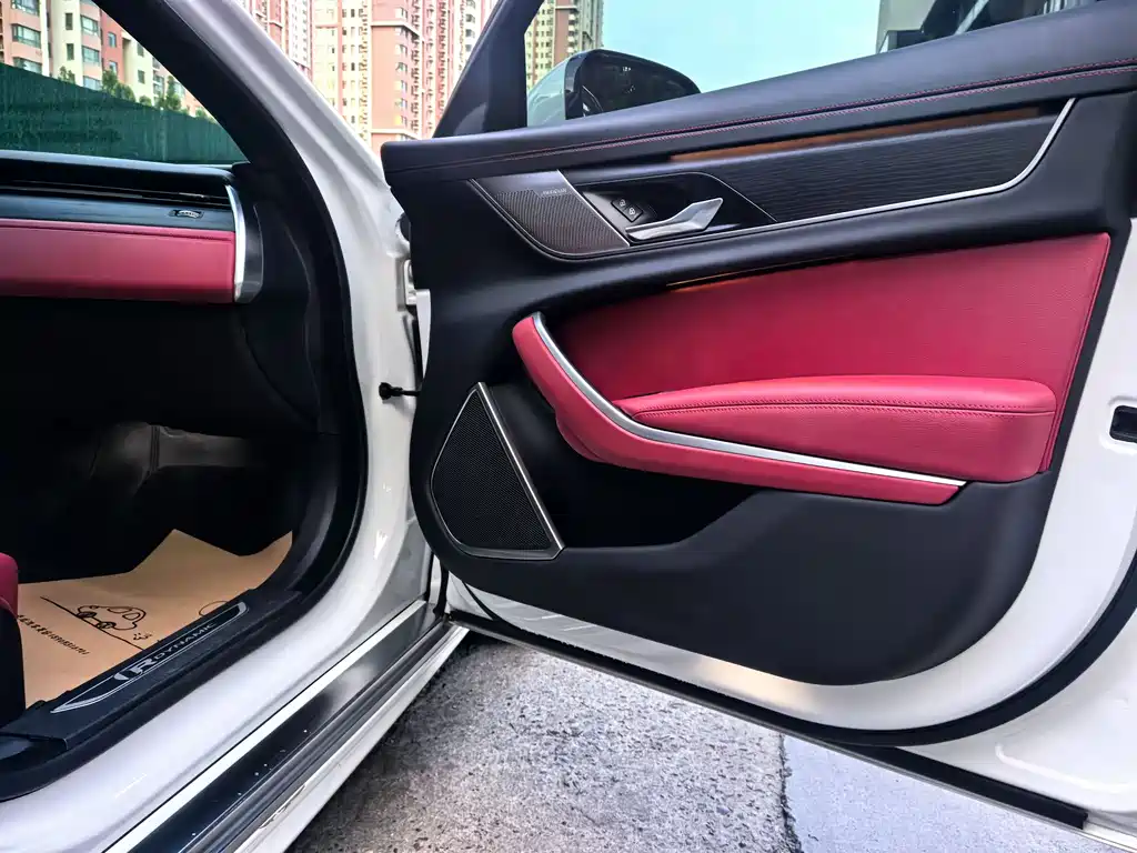 Jaguar XFL 2023 — фото 14