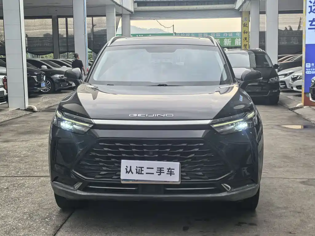 BAIC X7 2022 — фото 2