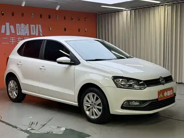 Volkswagen Polo 2015