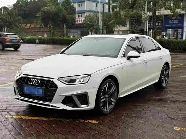 Audi A4L 2022