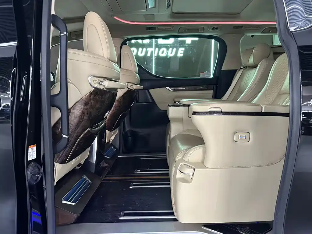 Toyota Alphard 2021 — фото 5