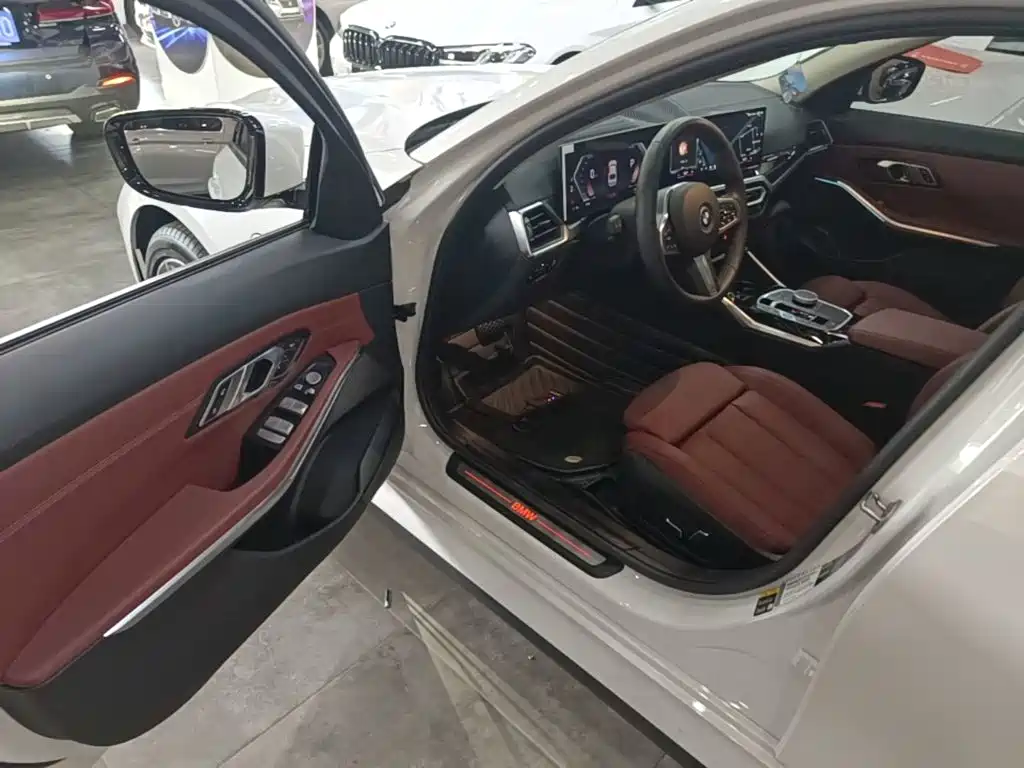 BMW i3 2024 — фото 16