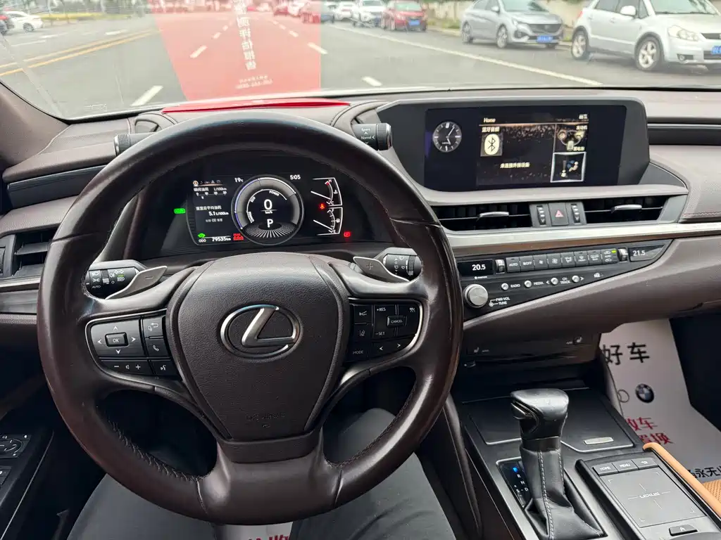 Lexus ES 2021 — фото 14