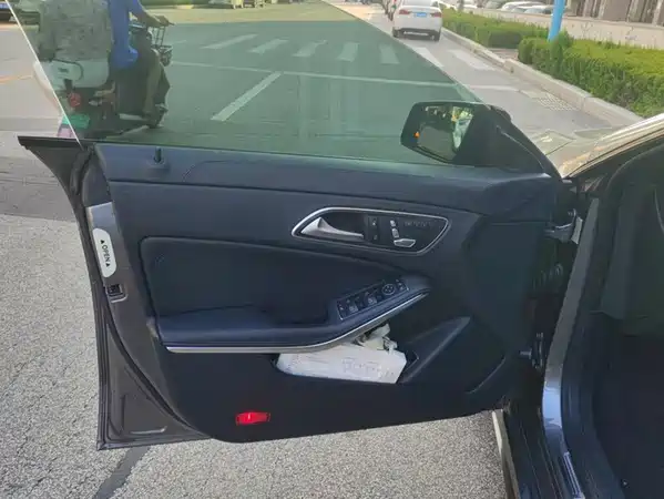 Mercedes-Benz CLA 2017