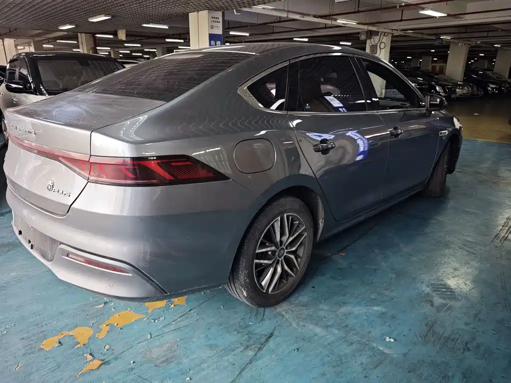 BYD Qin PLUS 2022 — фото 8