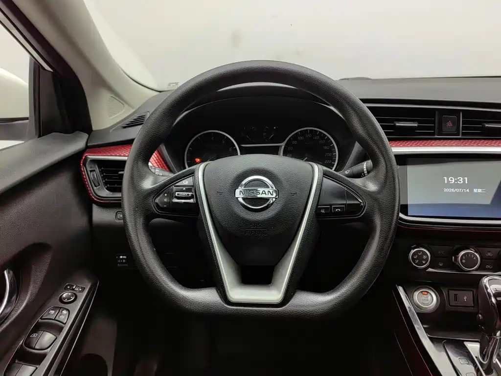 Nissan Bluebird 2020 — фото 11