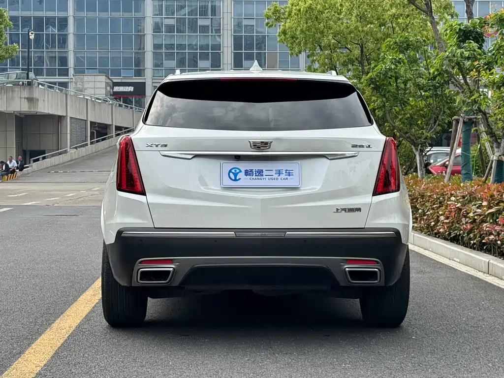 Cadillac XT5 2022 — фото 5