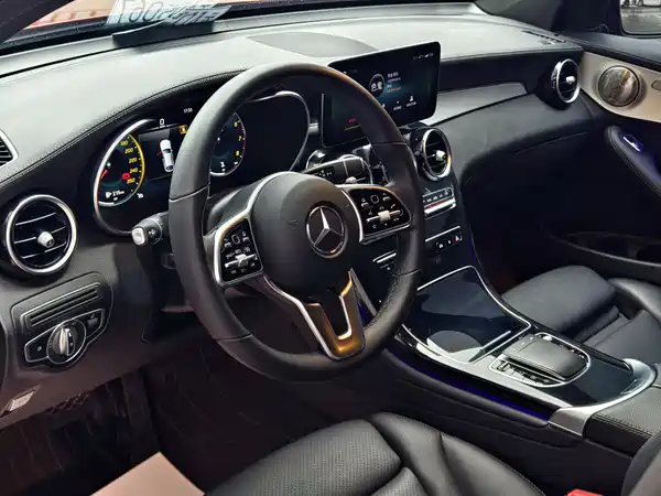 Mercedes-Benz GLC Coupe 2021