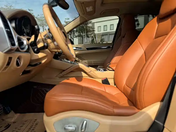 Porsche Cayenne 2015