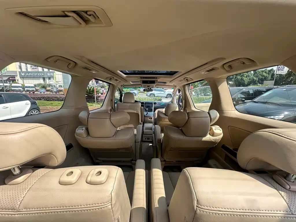 Toyota Alphard 2012 — фото 19