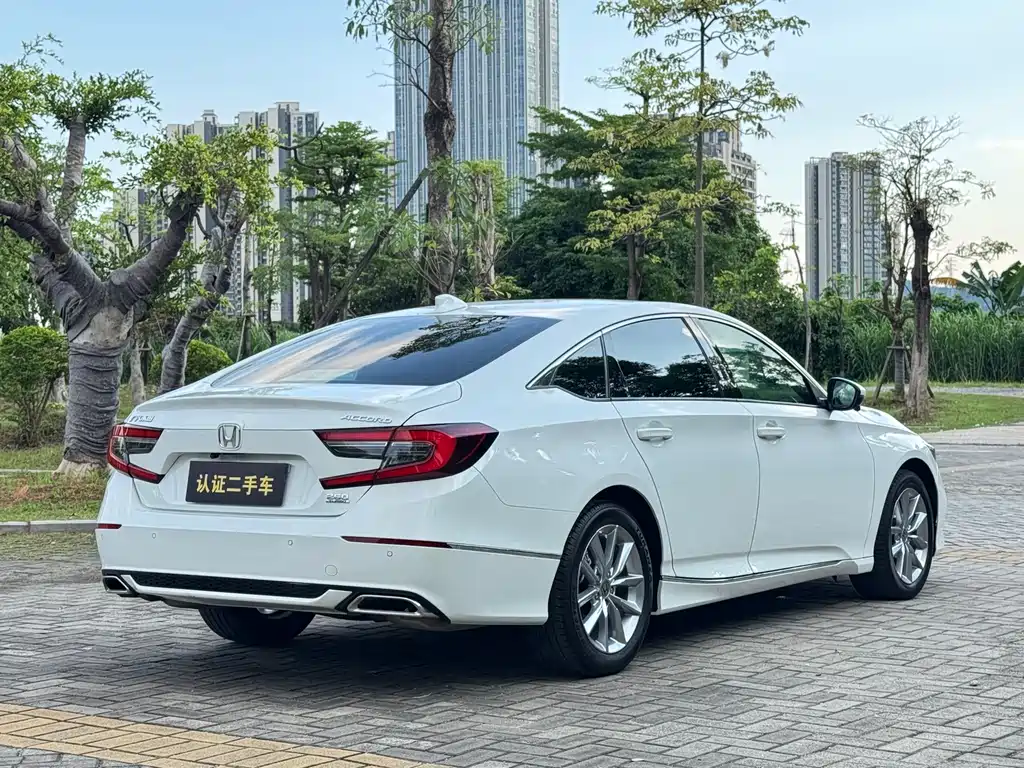 Honda Accord 2021 — фото 15