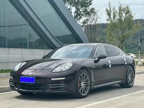 Porsche Panamera 2015
