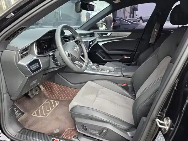 Audi A6L 2022