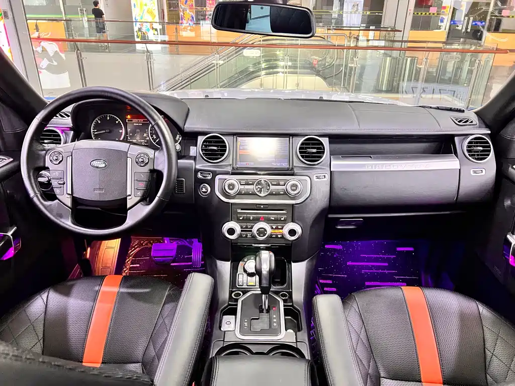 Land Rover Discovery 2011 — фото 16