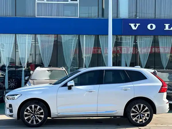 Volvo XC60 2023