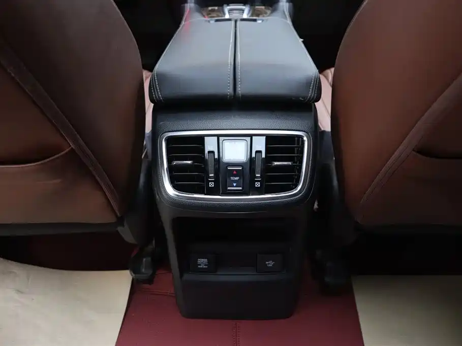 Honda UR-V 2017 — фото 20