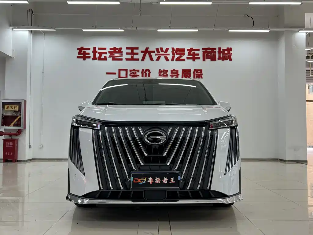 GAC Motor Trumpchi M8 2025 — фото 2