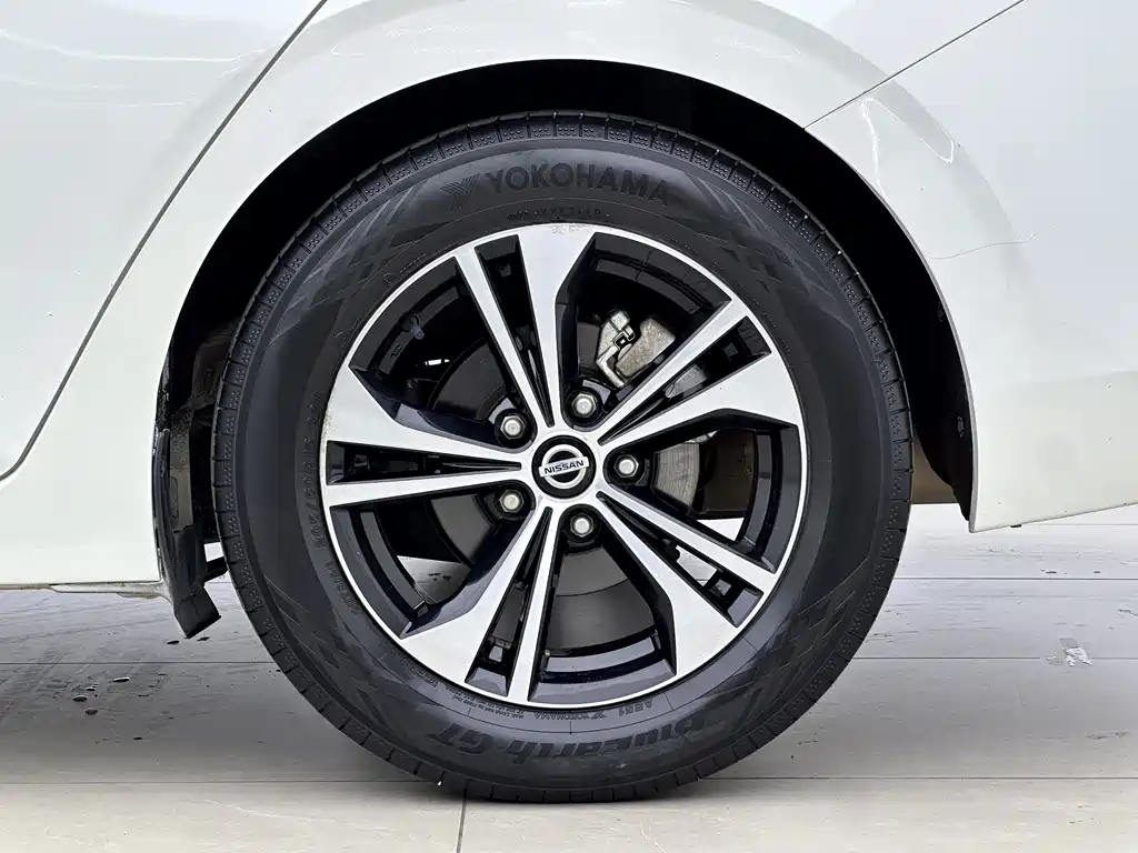 Nissan Sylphy 2019 — фото 10
