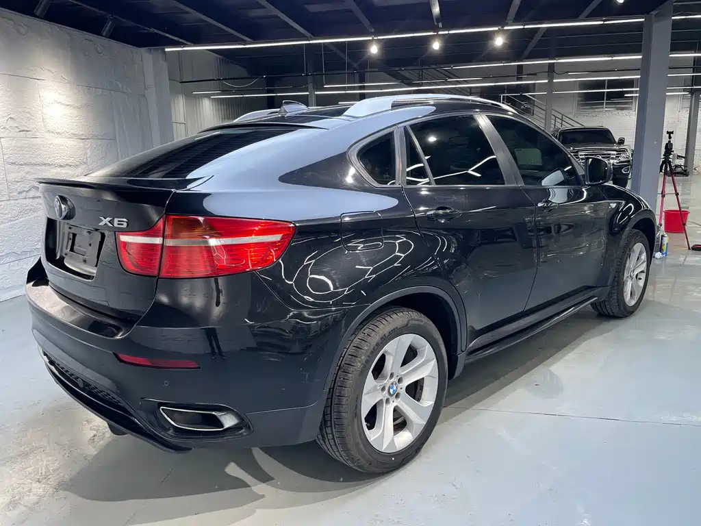 BMW X6 2011 — фото 18