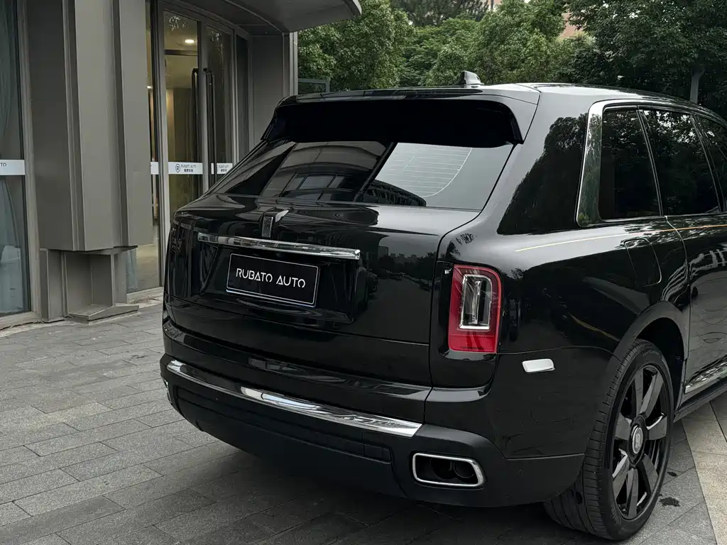 Rolls-Royce Cullinan 2020