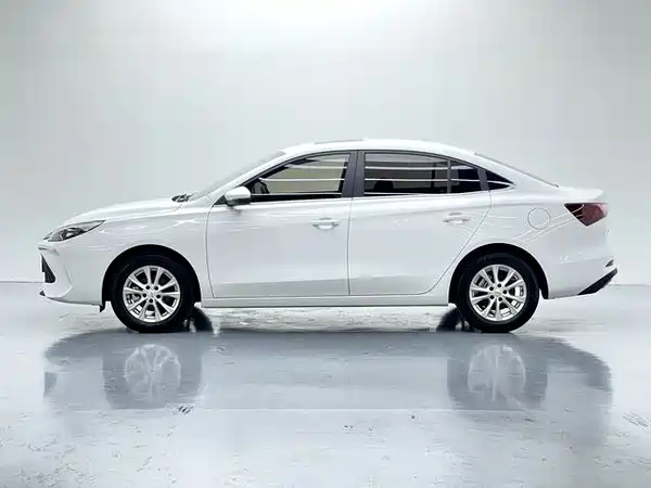 Roewe i5 2023