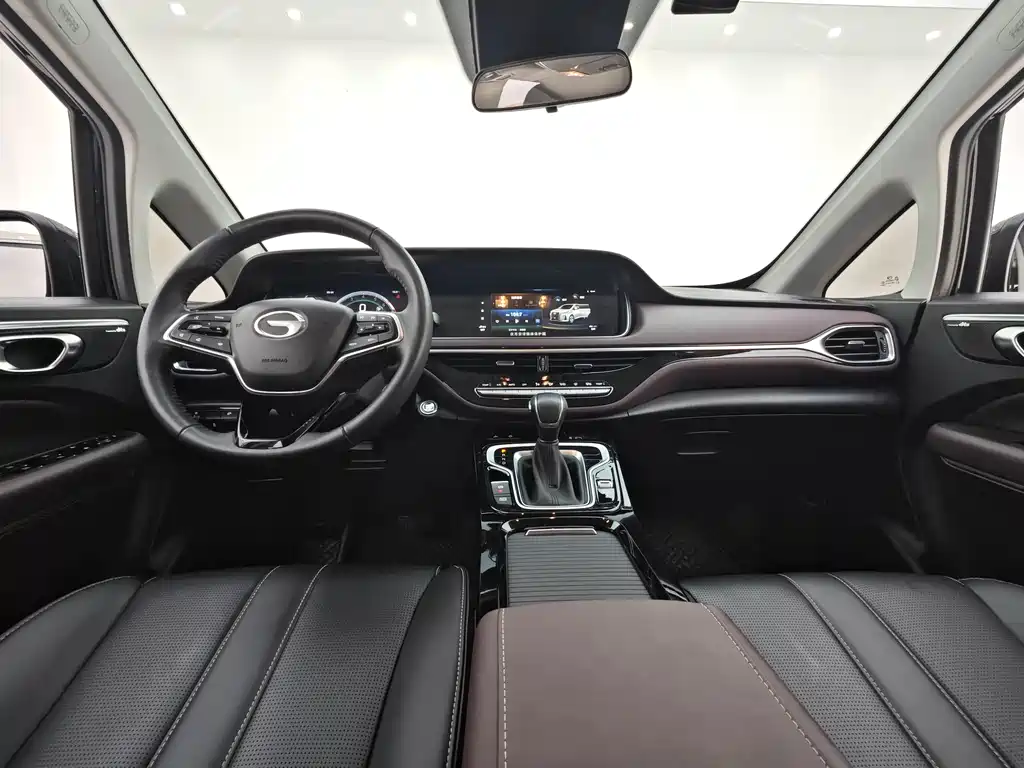GAC Motor Trumpchi M6 2024 — фото 23
