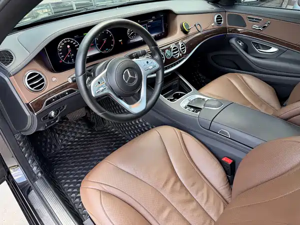 Mercedes-Benz S-Class 2020