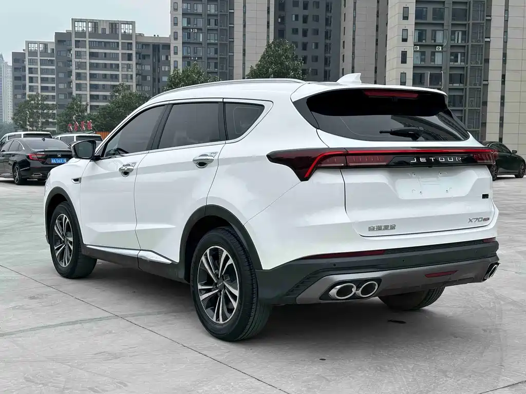 Jetour X70 PLUS 2022 — фото 4