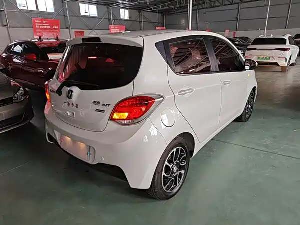Changan BenBen 2015