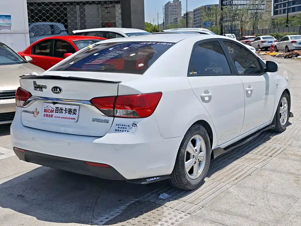 Kia Forte 2014 — фото 4