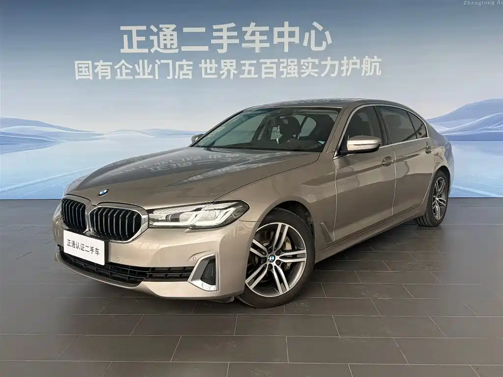 BMW 5 Series 2021 — фото 1