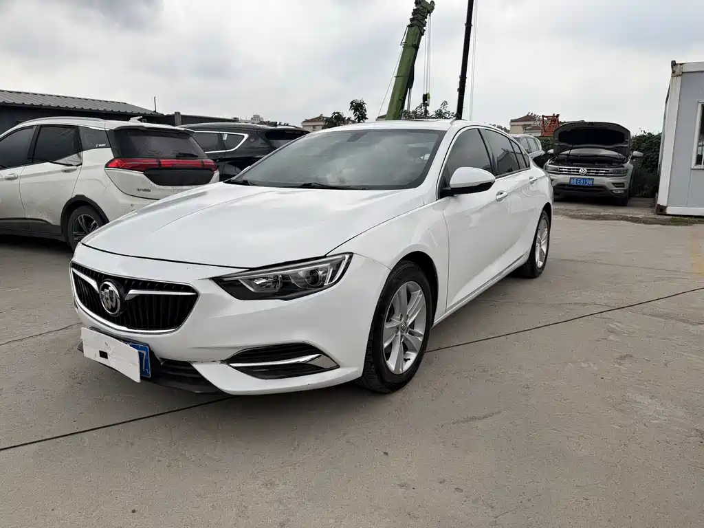 Buick Regal 2018