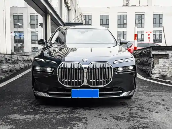 BMW 7 Series 2023