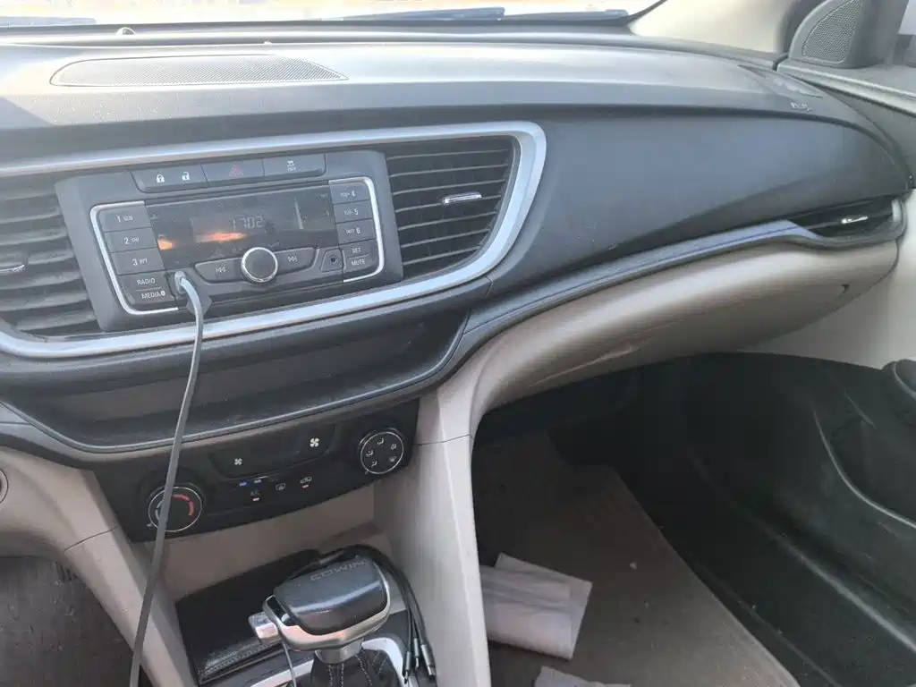 Buick Excelle 2019 — фото 10