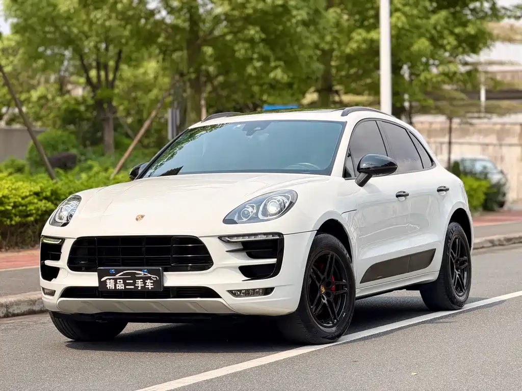 Porsche Macan 2018 — фото 1