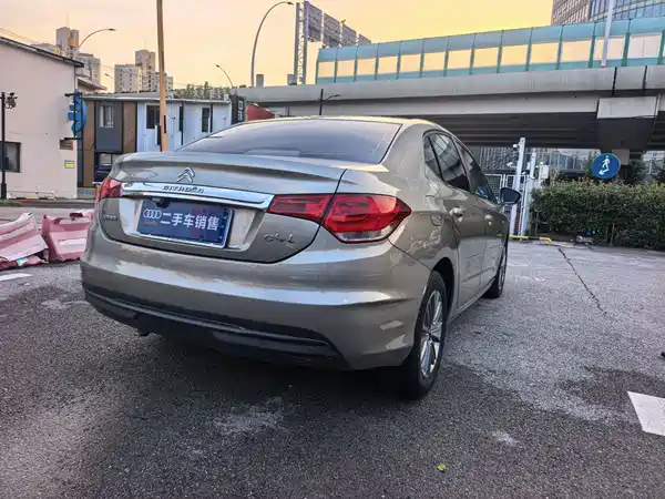 Citroën C4L 2015