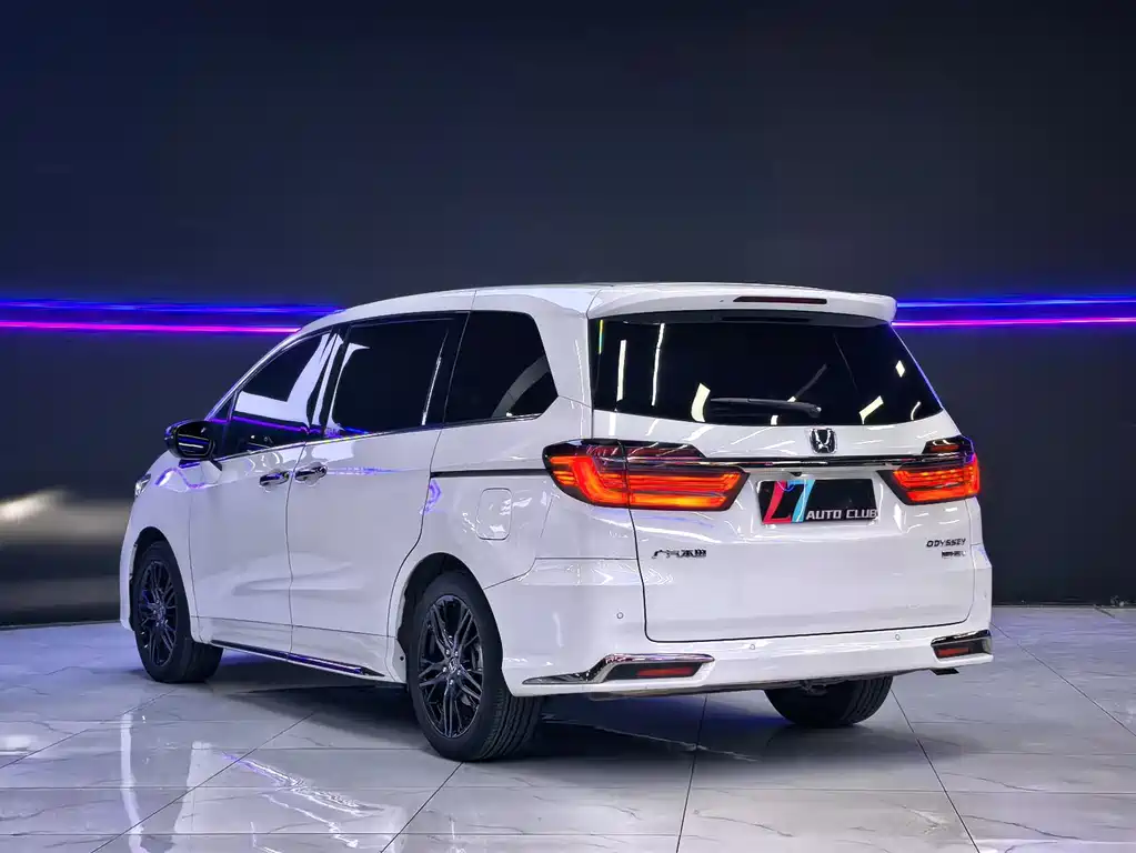 Honda Odyssey 2022 — фото 7