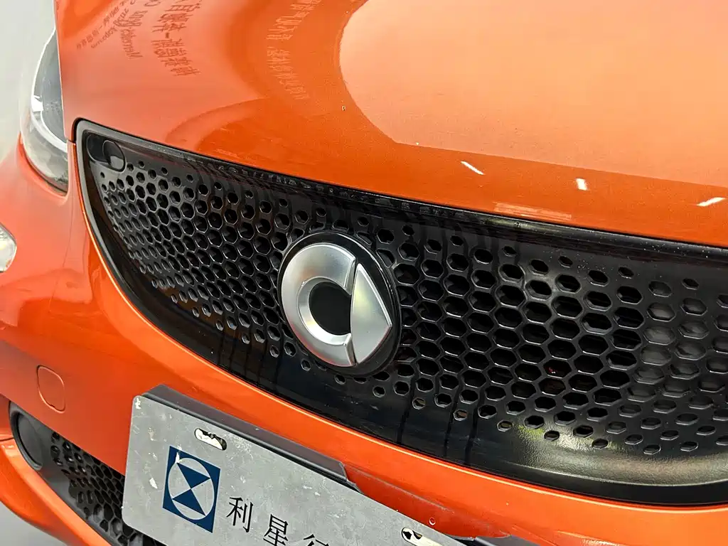smart Fortwo 2016 — фото 13