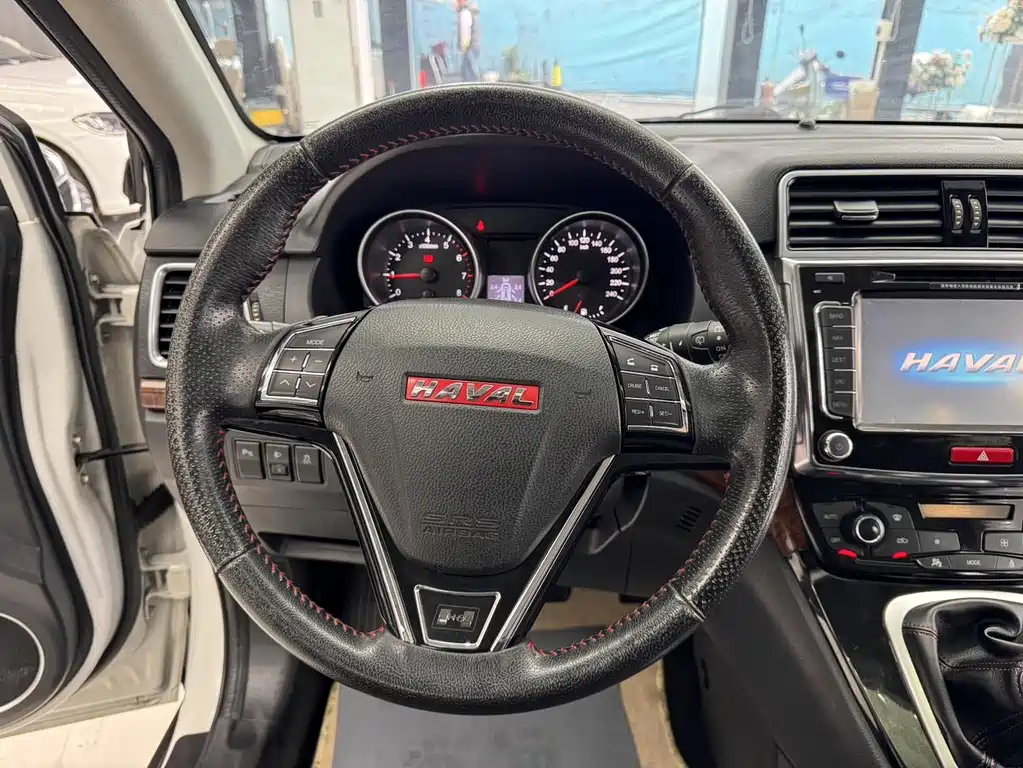 Haval H6 2014 — фото 16