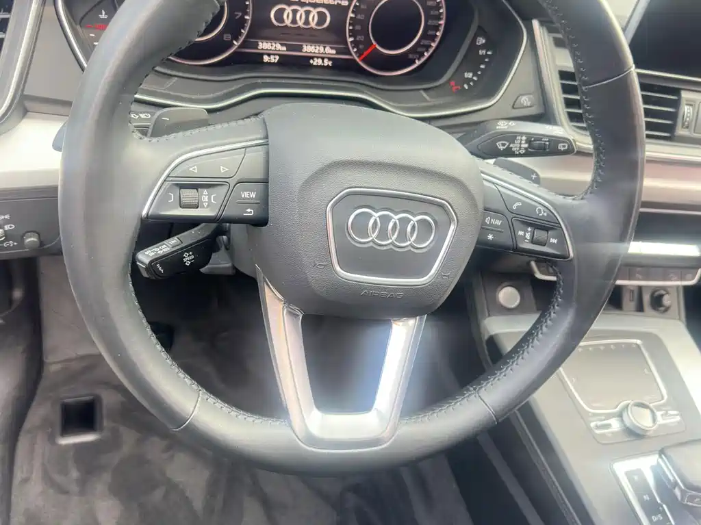 Audi Q5L 2020 — фото 8