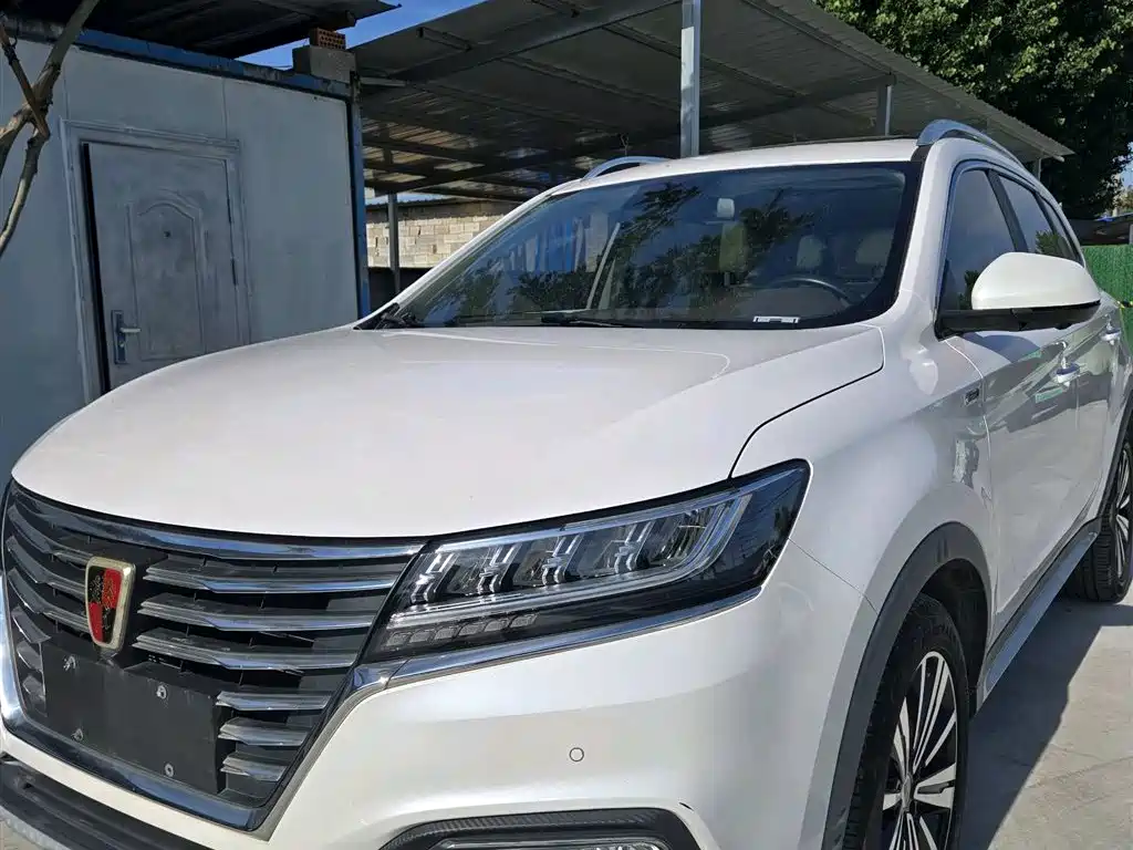 Roewe RX5 New Energy 2017 — фото 1