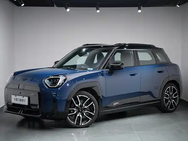 MINI Aceman 2024