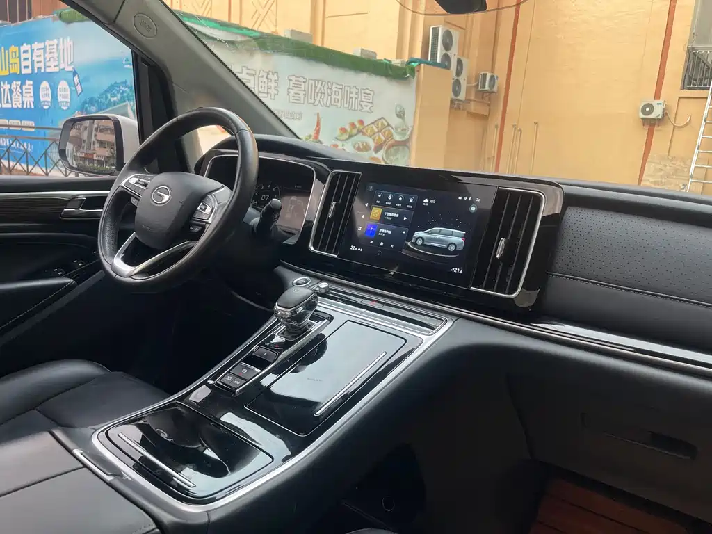GAC Motor Trumpchi M8 2022 — фото 14