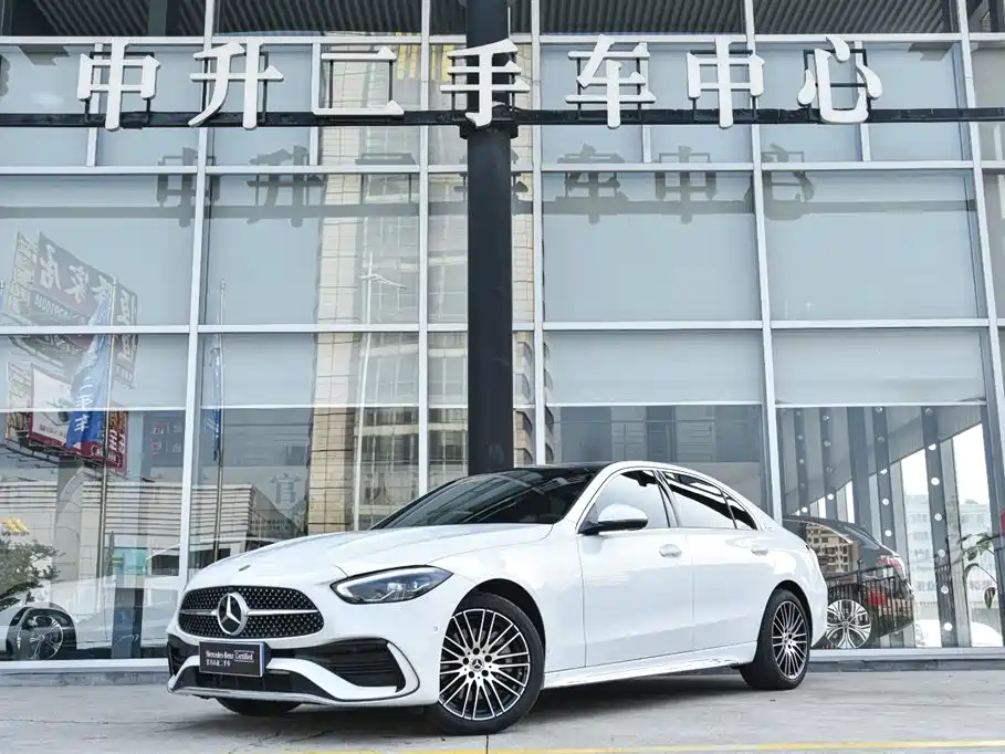 Mercedes-Benz C-Class 2024 — фото 1